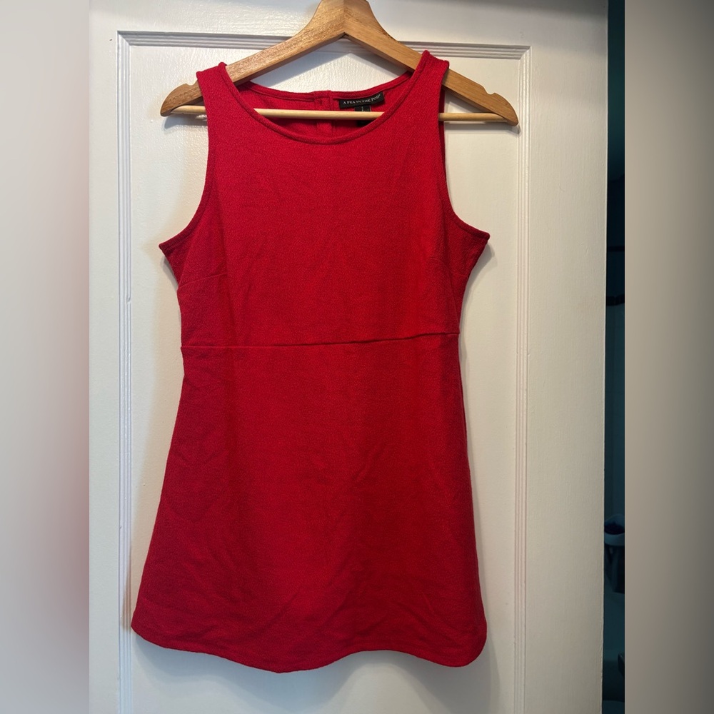 A Pea in the Pod Red Sleeveless Maternity Top